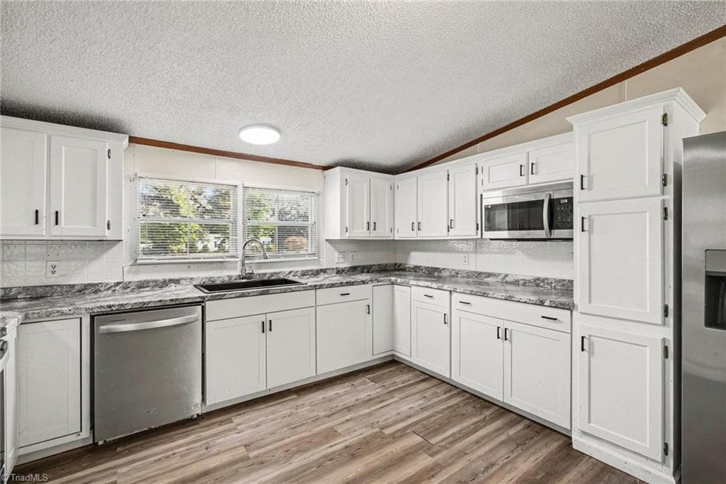 Manufactured Home at 530 Gladstone Road, Mocksville NC 27028, Mocksville, photo 11 of 44