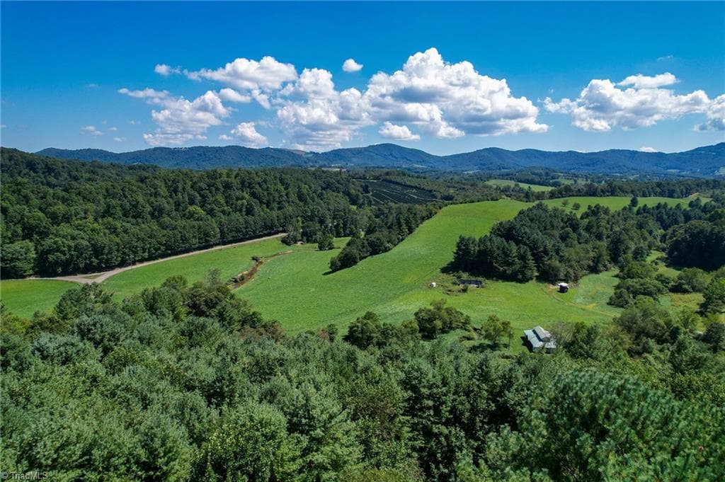 Unimproved Land at 257 Alta Vista Lane, Sparta NC 28675, photo 20 of 22