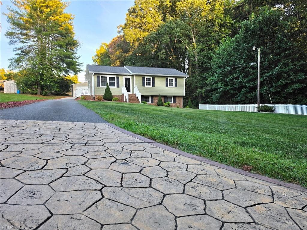 127 Miller Street, Mount Airy NC 27030
