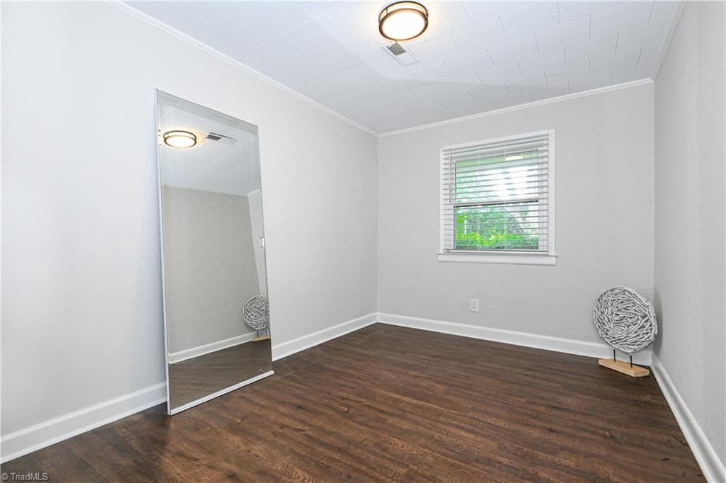 Stick/Site Built at 3917 W Friendly Avenue, Greensboro NC 27410, photo 21 of 49