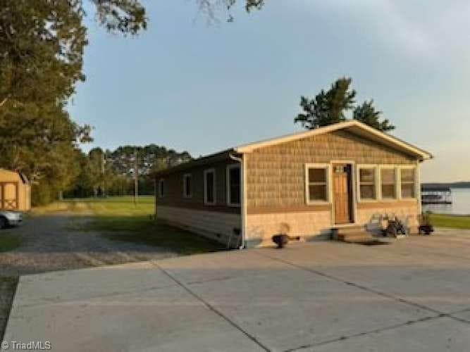 Stick/Site Built at 1120 Riverview Road Extension, Lexington NC 27292, Lexington, photo 2 of 25