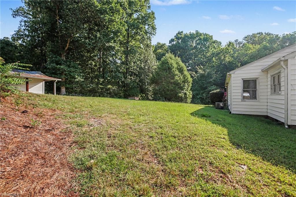 Stick/Site Built at 365 North Road, Thomasville NC 27360, photo 32 of 34