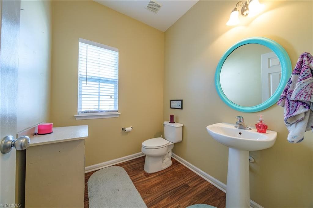Stick/Site Built at 6415 Hedgewood Lane, High Point NC 27265, photo 21 of 45