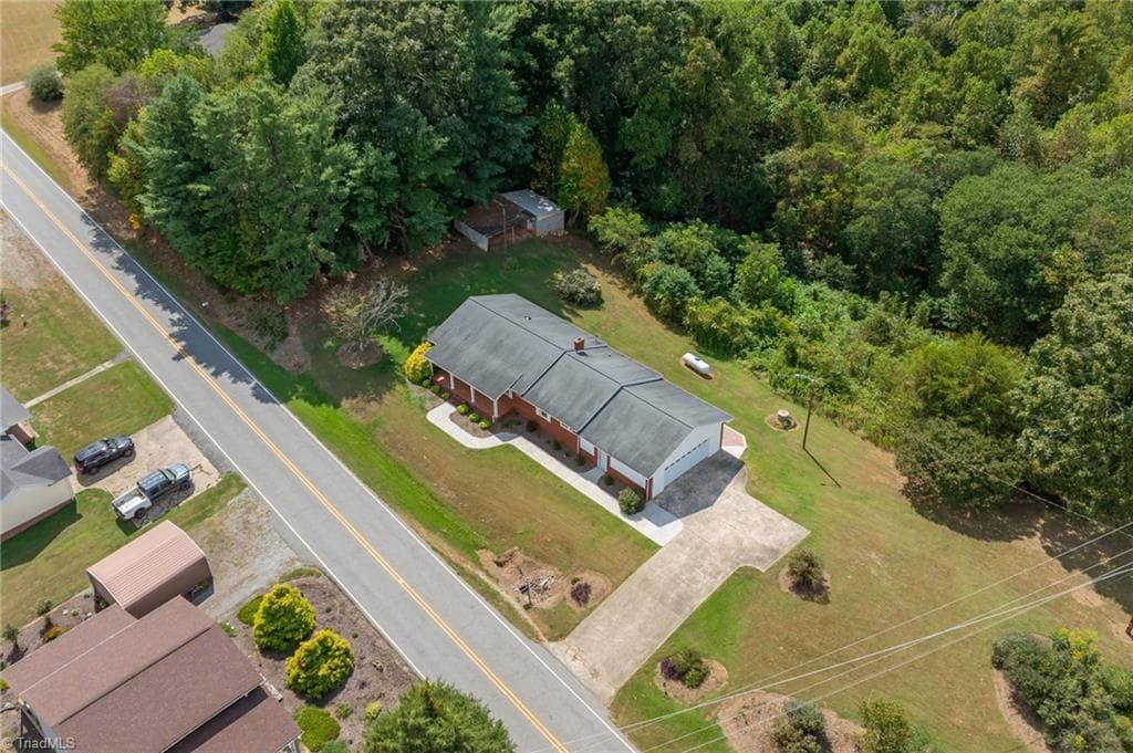 Stick/Site Built at 3827 NC Highway 772, Walnut Cove NC 27052, Walnut Cove, photo 41 of 46