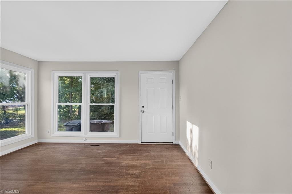 Stick/Site Built at 2104 Hiatt Street, Greensboro NC 27403, Greensboro, photo 2 of 22