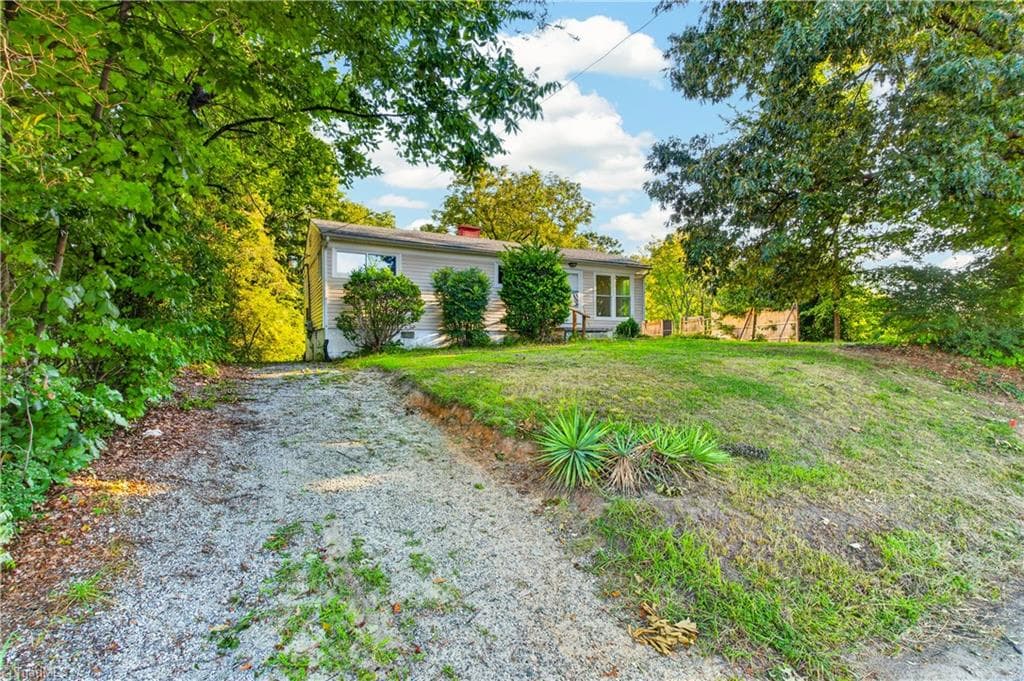 Stick/Site Built at 2104 Hiatt Street, Greensboro NC 27403, Greensboro, photo 16 of 22