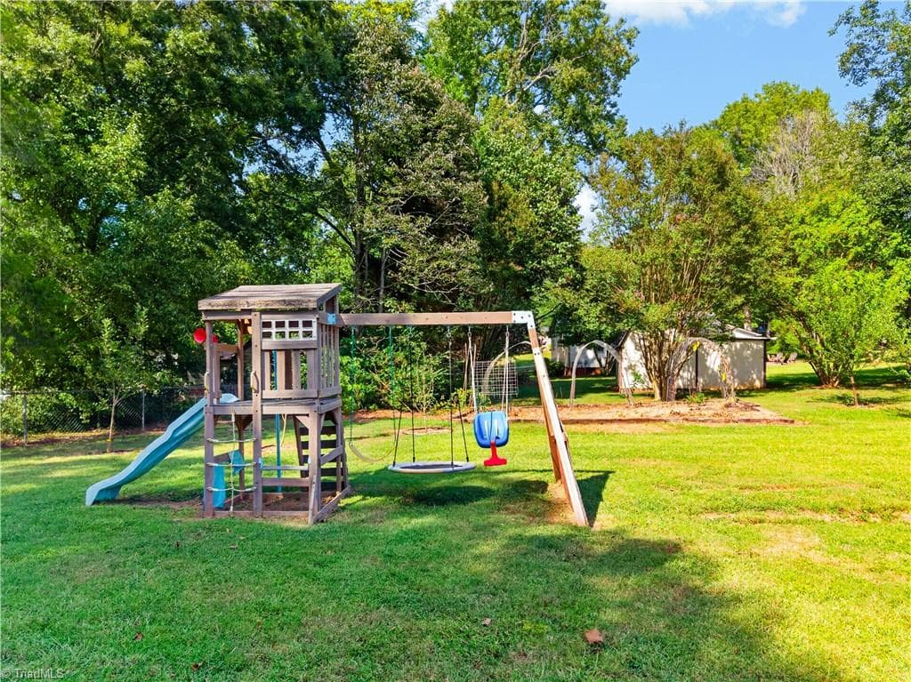 Stick/Site Built at 3936 Creekview Drive, Trinity NC 27370, Trinity, photo 37 of 45