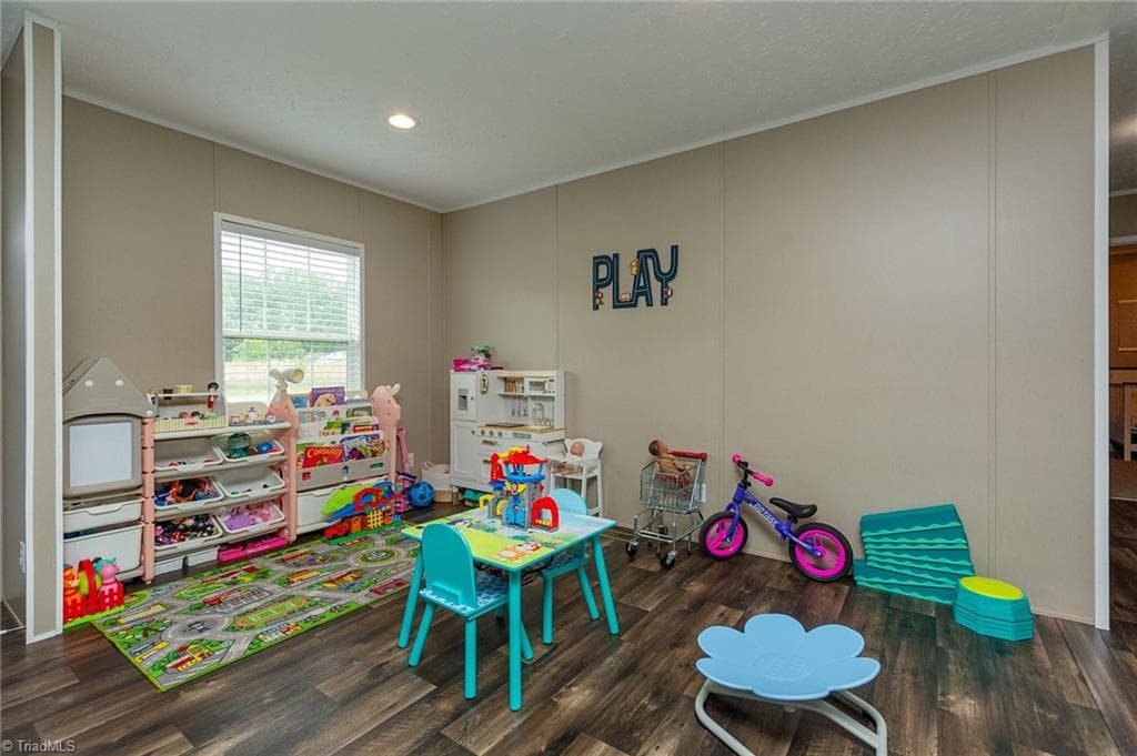 Manufactured Home at 220 Bluejay Road, Reidsville NC 27320, Reidsville, photo 21 of 80