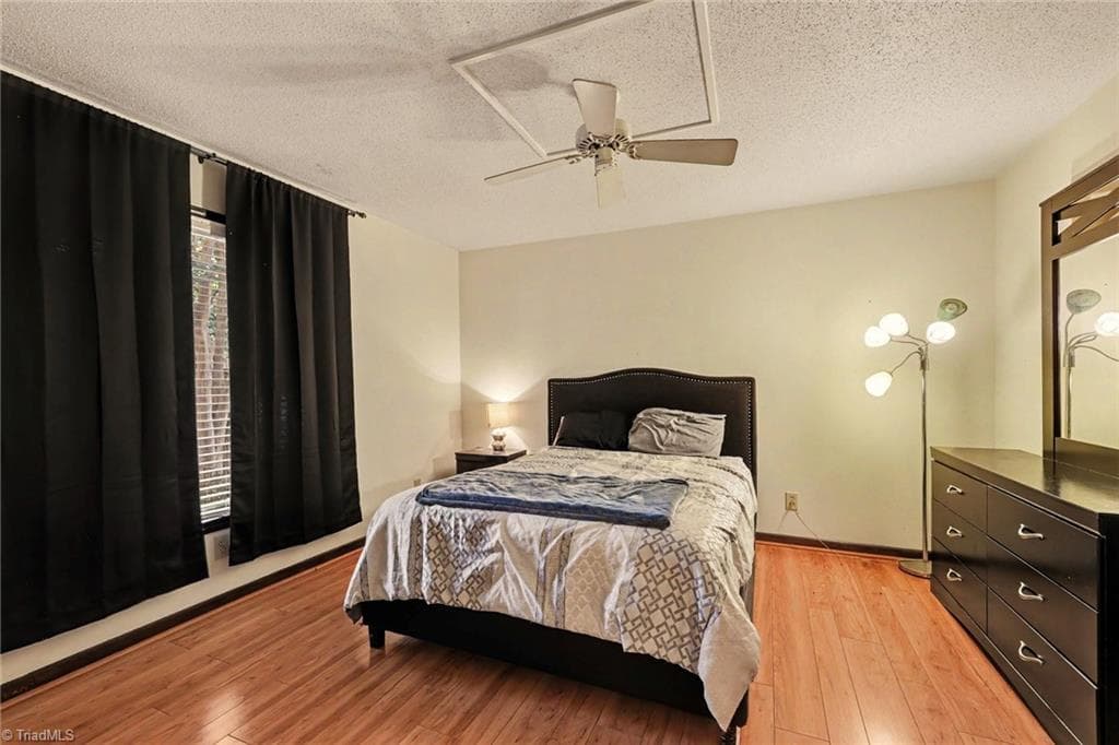 Stick/Site Built at 204 Ridgelea Court, Winston-Salem NC 27104, Winston-Salem, photo 12 of 26