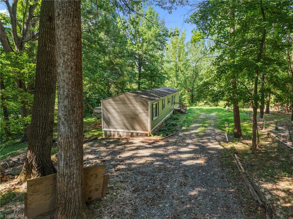 Manufactured Home at 123 & 135 Third Court, Reidsville NC 27320, Reidsville, photo 9 of 72