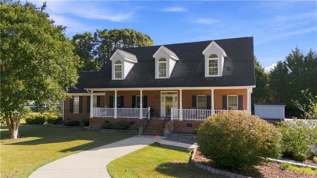 Stick/Site Built at 6112 Four Oaks Court, Summerfield NC 27358, Summerfield, photo 7 of 94