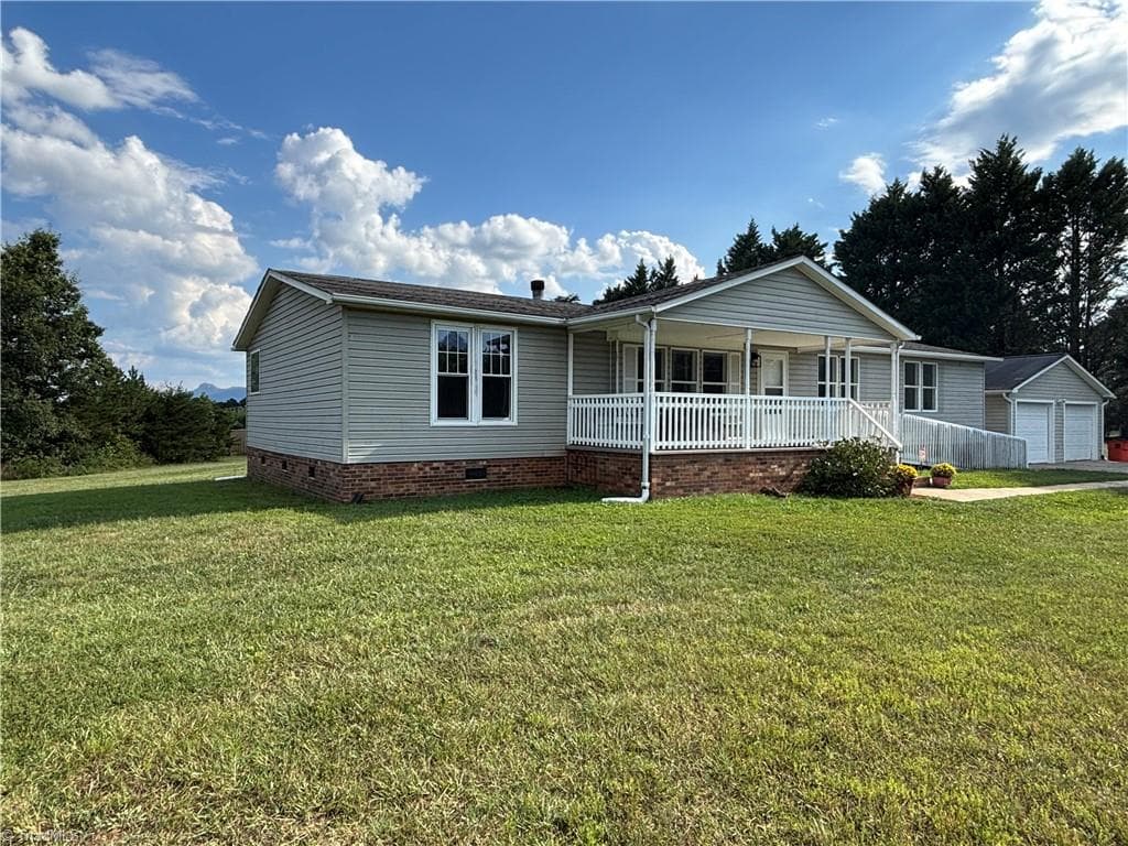 150 Springfield Road, Pilot Mountain NC 27041