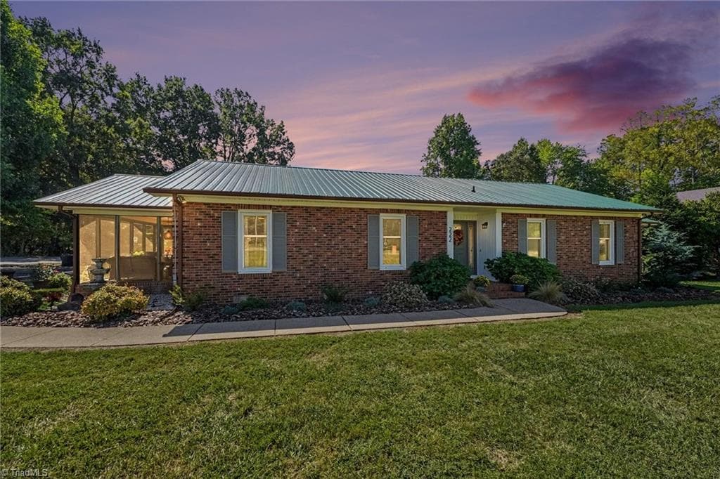 Stick/Site Built at 222 Devonway Street, Eden NC 27288, Eden, photo 2 of 42