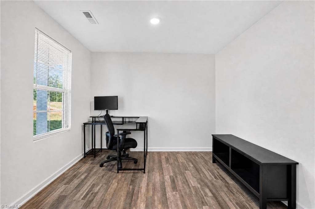 Stick/Site Built at 806 Fox Laurel Court, Asheboro NC 27205, photo 18 of 49