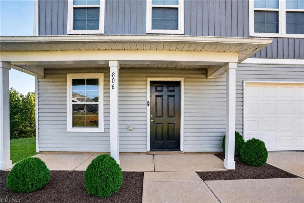 Stick/Site Built at 806 Fox Laurel Court, Asheboro NC 27205, photo 15 of 49
