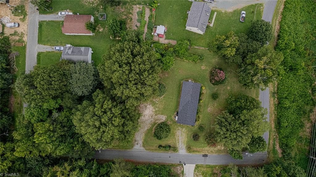 Stick/Site Built at 469 Lakeview Drive, Burlington NC 27215, Burlington, photo 43 of 50