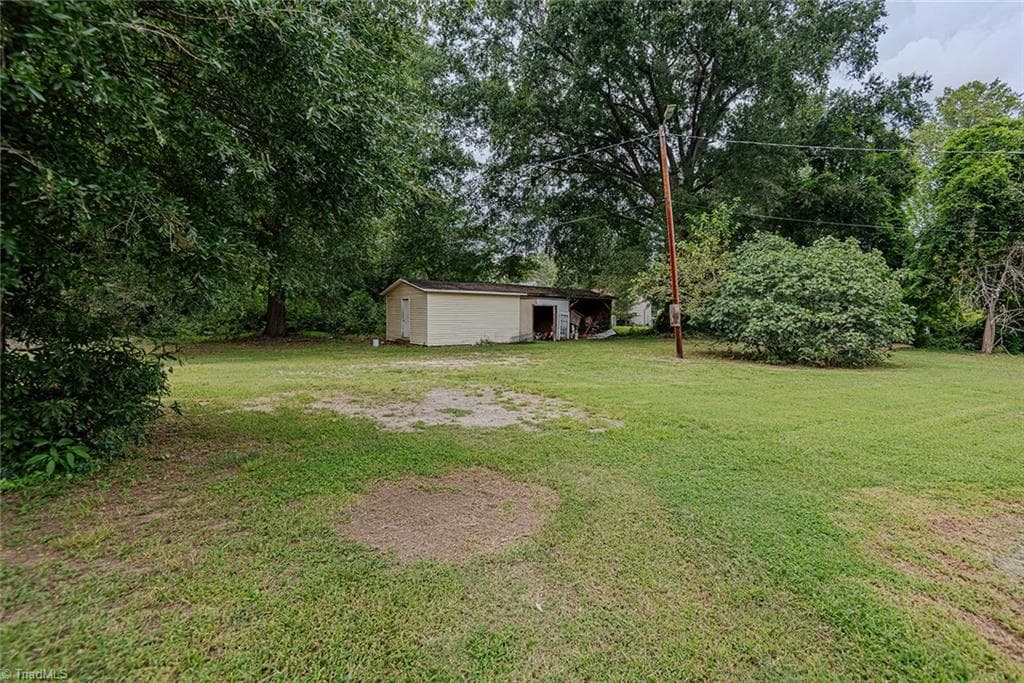 Stick/Site Built at 469 Lakeview Drive, Burlington NC 27215, Burlington, photo 7 of 50