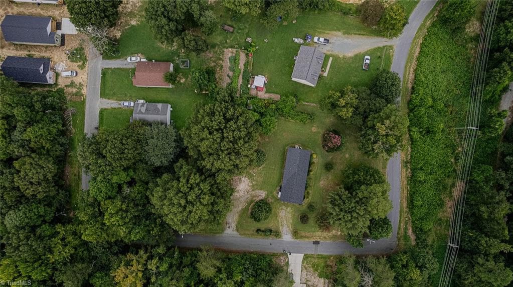 Stick/Site Built at 469 Lakeview Drive, Burlington NC 27215, Burlington, photo 37 of 50