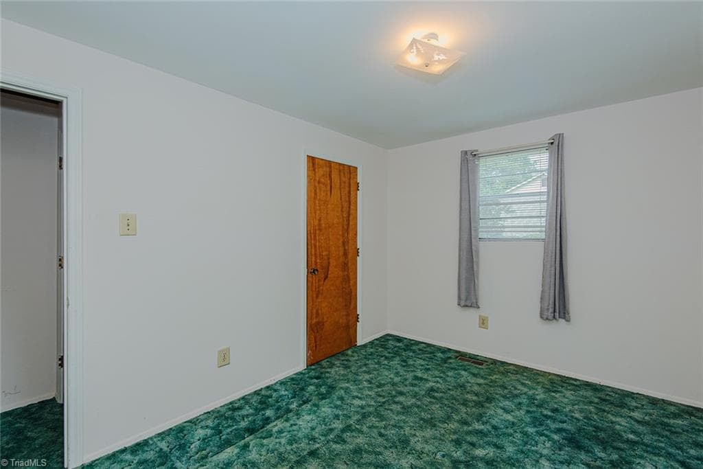 Stick/Site Built at 469 Lakeview Drive, Burlington NC 27215, Burlington, photo 21 of 50