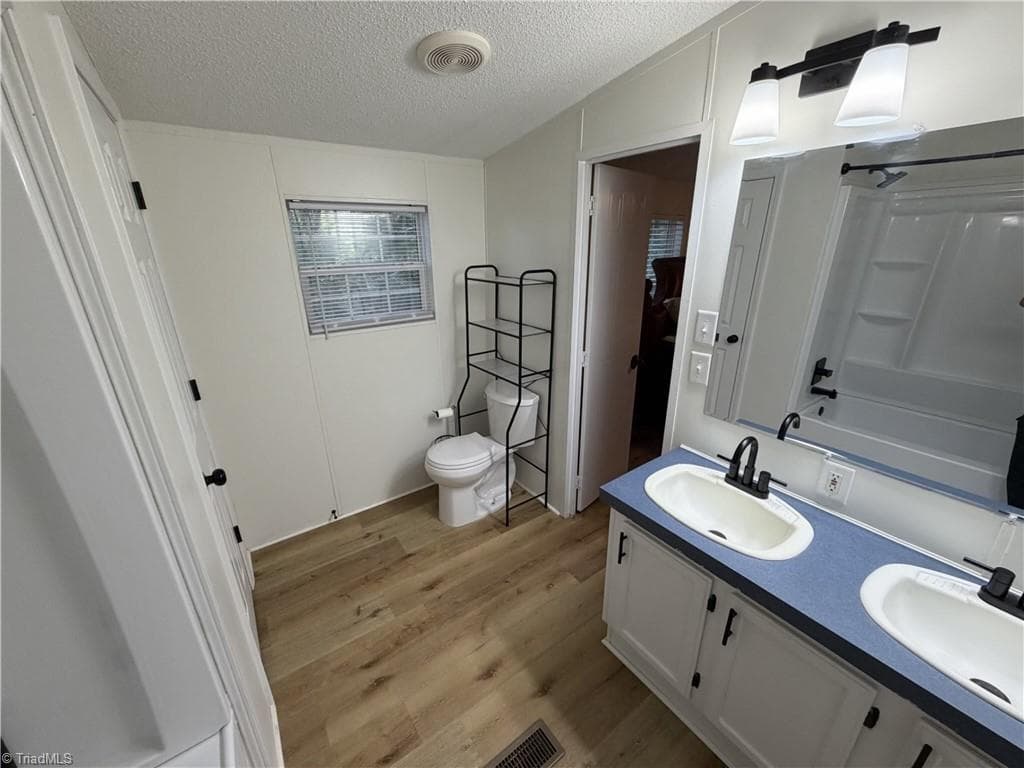 Manufactured Home at 150 Rocky Forest Trail, Elkin NC 28621, Elkin, photo 45 of 64