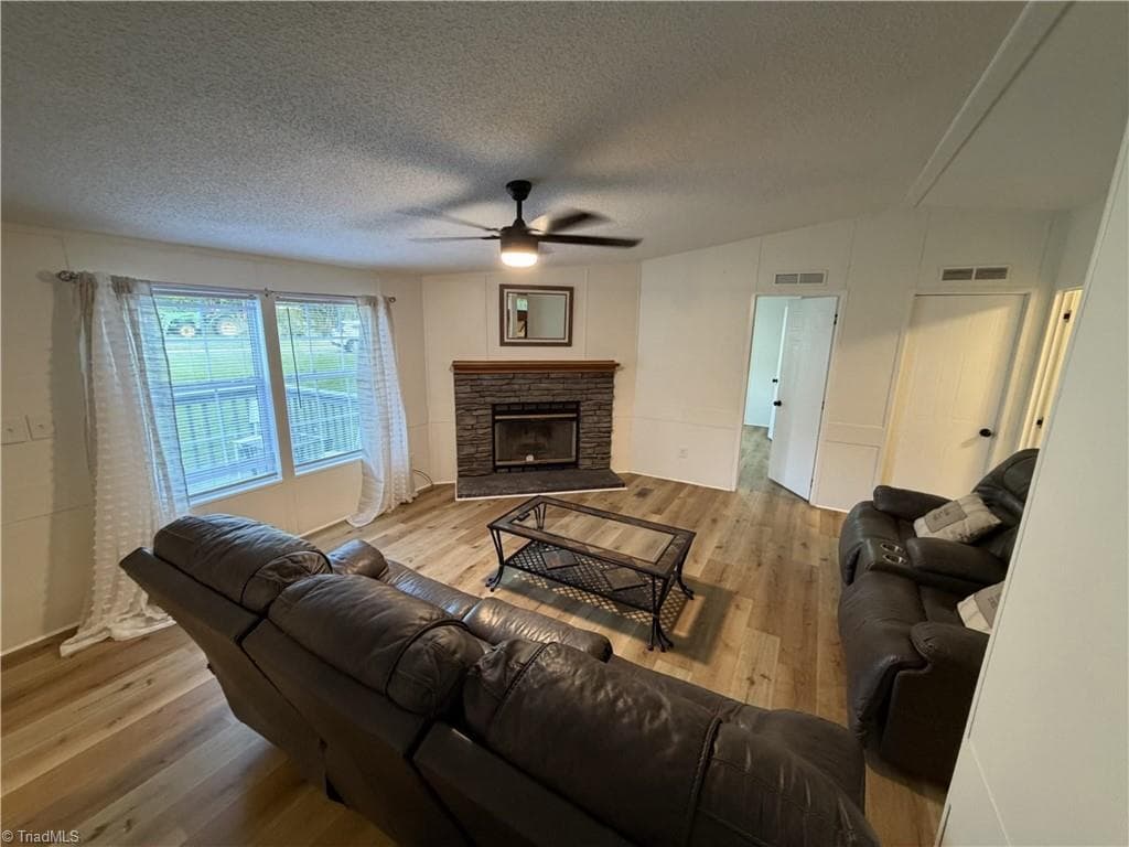 Manufactured Home at 150 Rocky Forest Trail, Elkin NC 28621, Elkin, photo 29 of 64