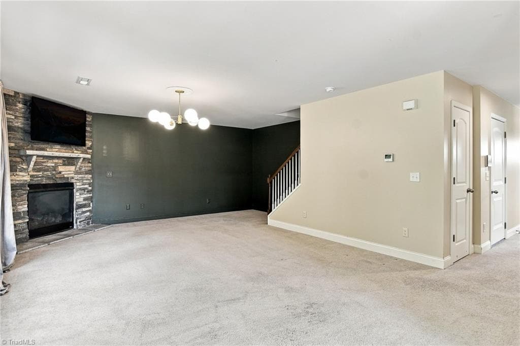 Stick/Site Built at 3687 Hayfield Court, Thomasville NC 27360, photo 7 of 33
