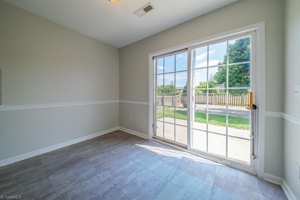 Stick/Site Built at 6132 Birkdale Drive, High Point NC 27265, photo 13 of 41