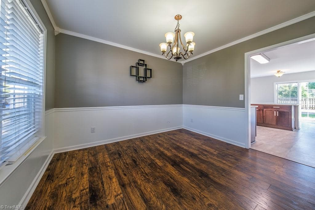 Stick/Site Built at 6132 Birkdale Drive, High Point NC 27265, photo 7 of 41