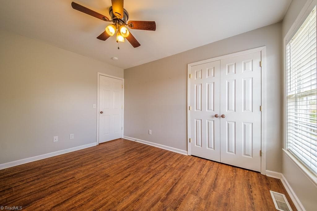 Stick/Site Built at 6132 Birkdale Drive, High Point NC 27265, photo 20 of 41