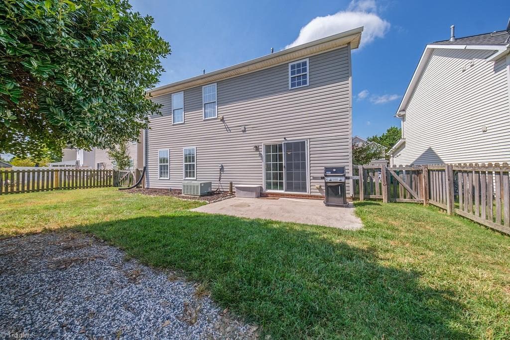 Stick/Site Built at 6132 Birkdale Drive, High Point NC 27265, photo 35 of 41