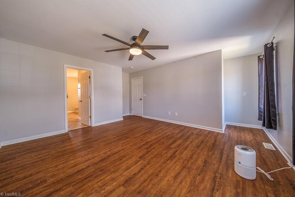 Stick/Site Built at 6132 Birkdale Drive, High Point NC 27265, photo 29 of 41