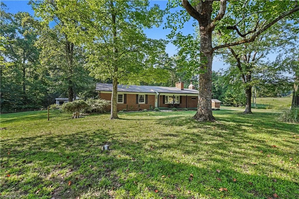 1517 Browers Chapel Road, Asheboro NC 27205