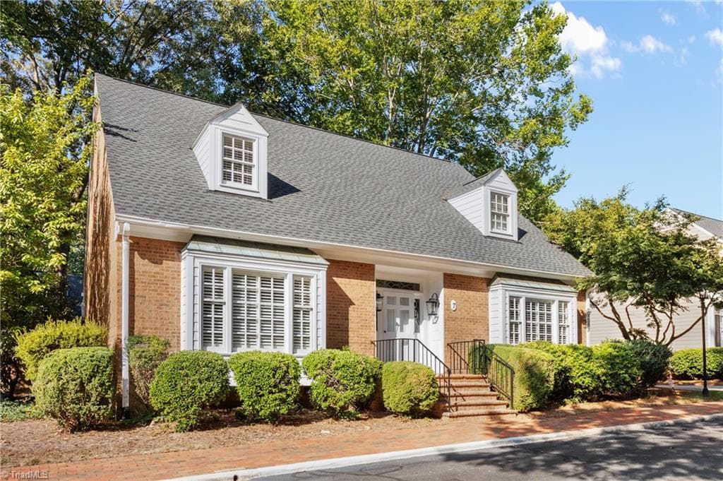 Stick/Site Built at 7 Ashton Square, Greensboro NC 27408, Greensboro, photo 5 of 48
