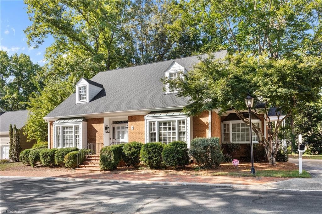 Stick/Site Built at 7 Ashton Square, Greensboro NC 27408, Greensboro, photo 4 of 48