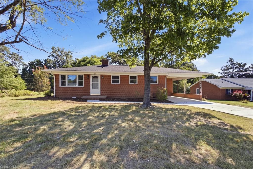 Stick/Site Built at 147 Reese Street, High Point NC 27265, photo 3 of 31