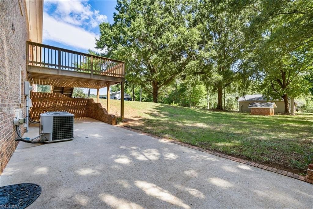 Stick/Site Built at 124 Clydes Drive, Reidsville NC 27320, Reidsville, photo 39 of 50