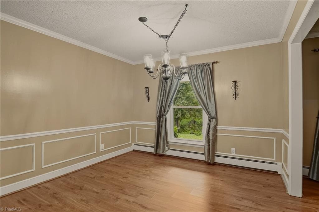 Stick/Site Built at 5806 Carriage Lane, Greensboro NC 27410, photo 6 of 33