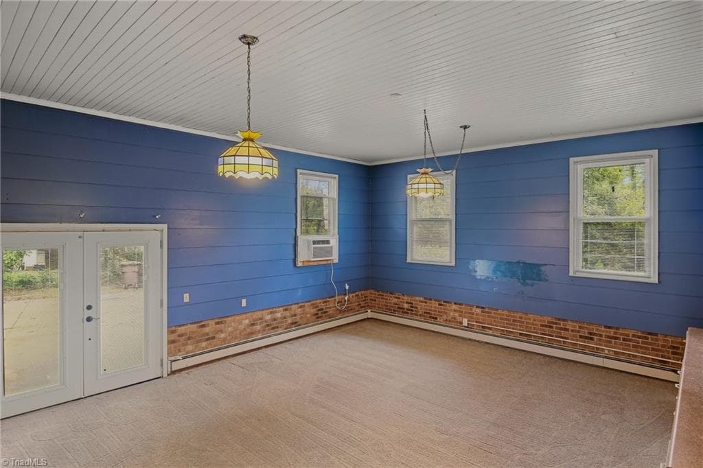 Stick/Site Built at 5806 Carriage Lane, Greensboro NC 27410, photo 13 of 33