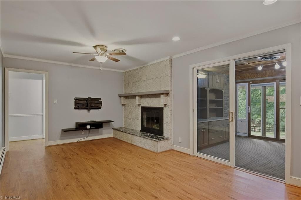 Stick/Site Built at 5806 Carriage Lane, Greensboro NC 27410, photo 14 of 33