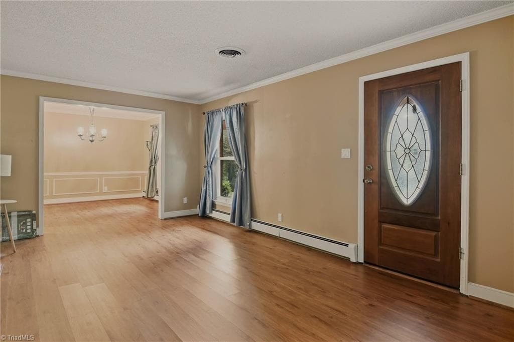Stick/Site Built at 5806 Carriage Lane, Greensboro NC 27410, photo 4 of 33