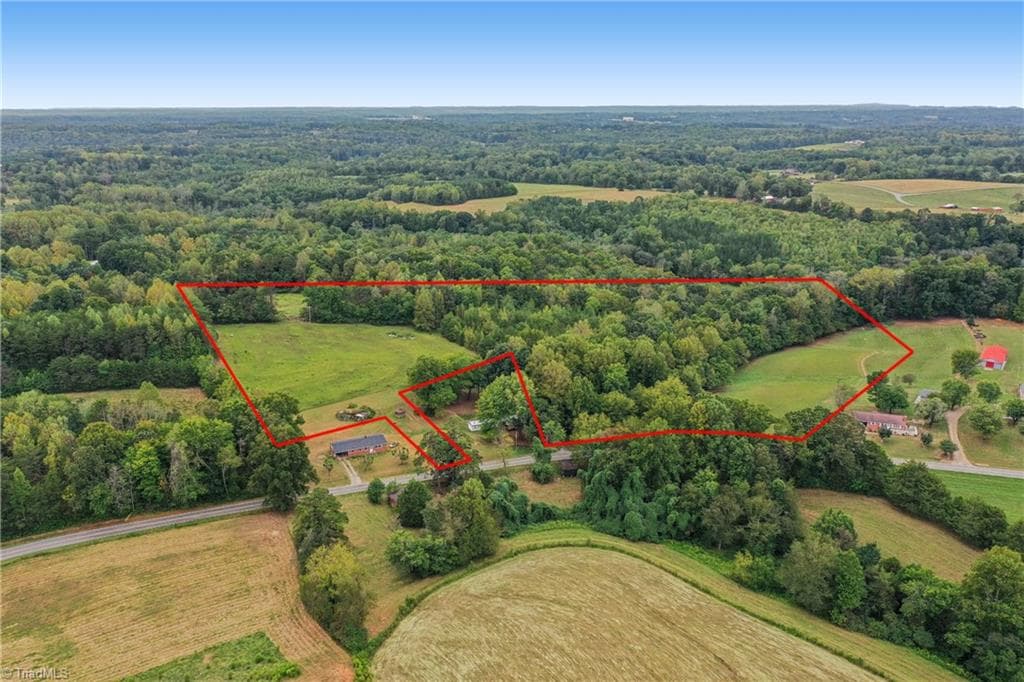 01 Bovendertown Road, Yadkinville NC 27055