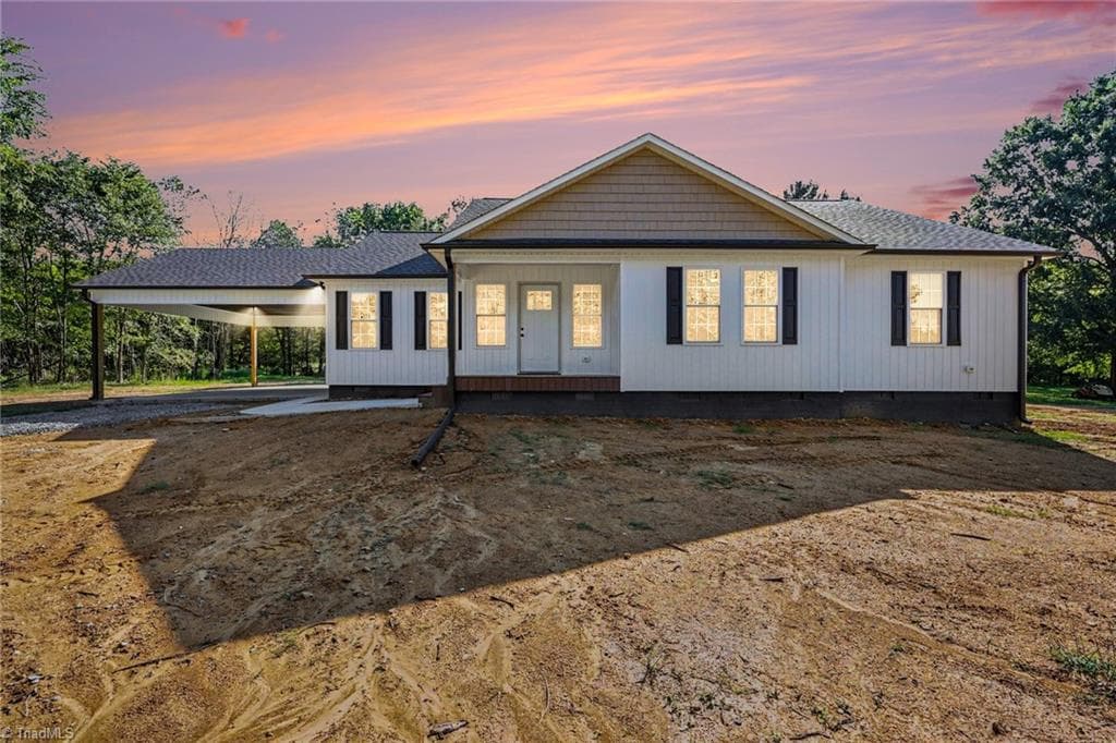 5430 Lake Juno Road, Liberty NC 27298