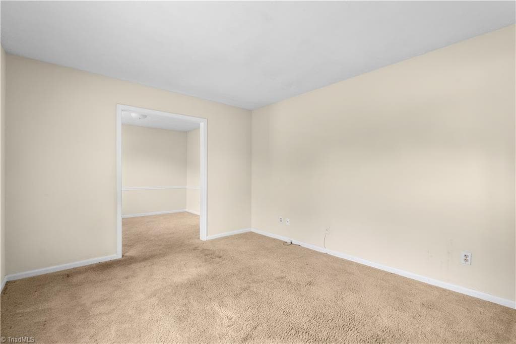 Stick/Site Built at 116 Cheltenham Drive, Winston-Salem NC 27103, photo 17 of 31