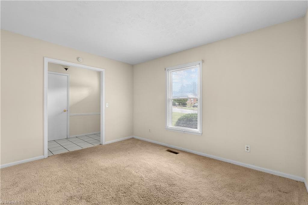 Stick/Site Built at 116 Cheltenham Drive, Winston-Salem NC 27103, photo 16 of 31