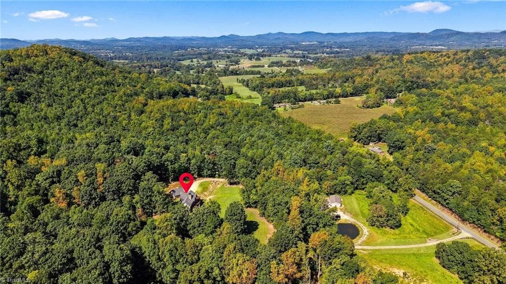 Stick/Site Built at 135 Chetola Ridge Drive, Taylorsville NC 28681, Taylorsville, photo 47 of 50
