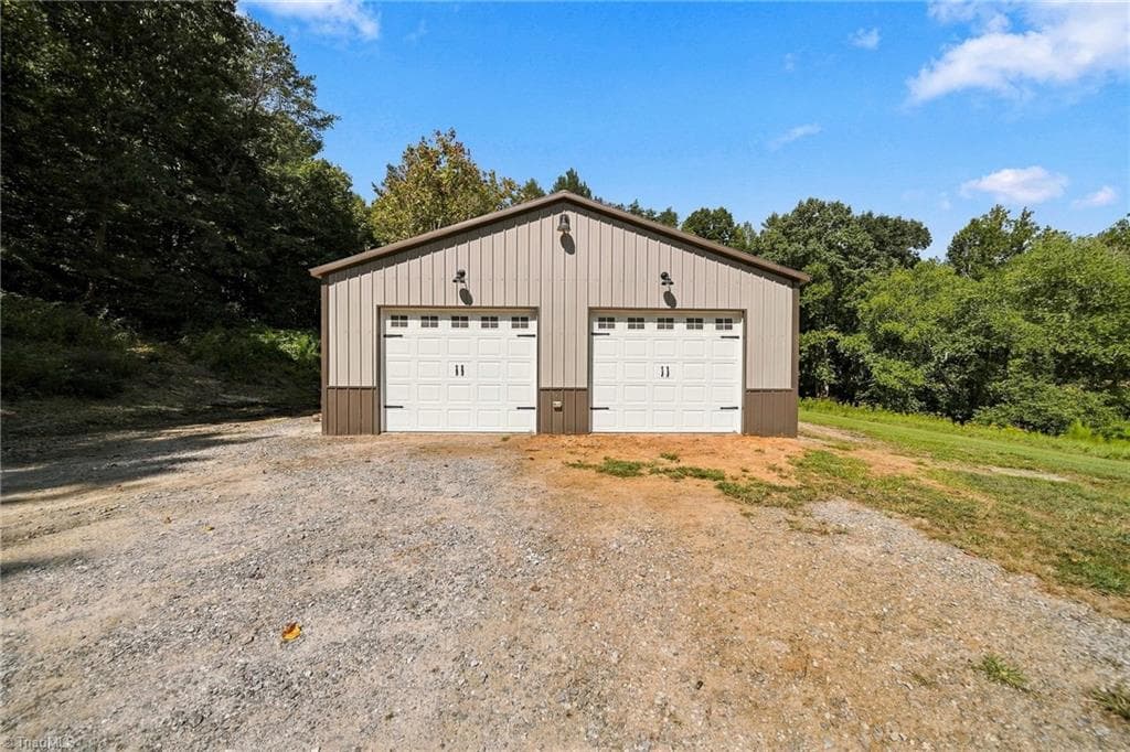 Stick/Site Built at 135 Chetola Ridge Drive, Taylorsville NC 28681, Taylorsville, photo 41 of 50