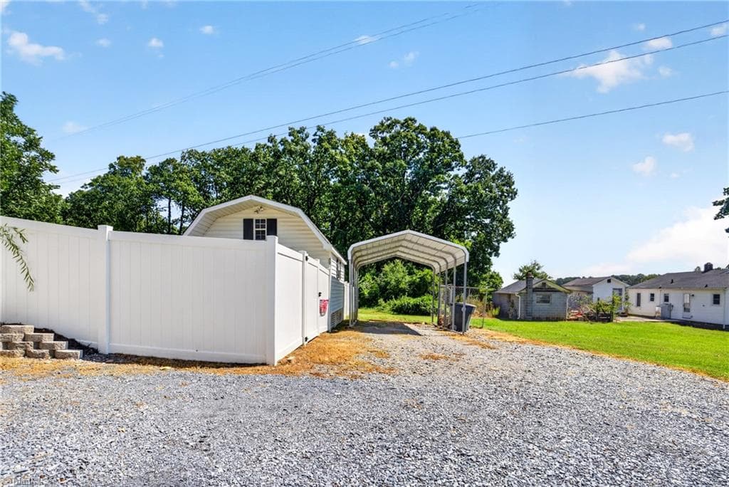 Stick/Site Built at 1027 Shamrock Road, Asheboro NC 27203, photo 7 of 44