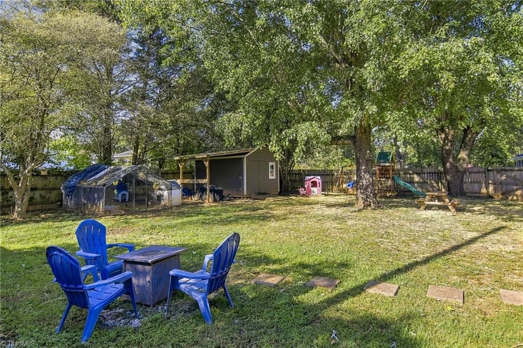 Stick/Site Built at 404 Poplar Circle, Yadkinville NC 27055, Yadkinville, photo 55 of 62