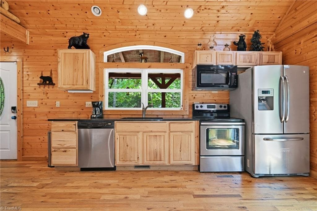 Stick/Site Built at 1158 Staghorn Road, Purlear NC 28665, Purlear, photo 6 of 48