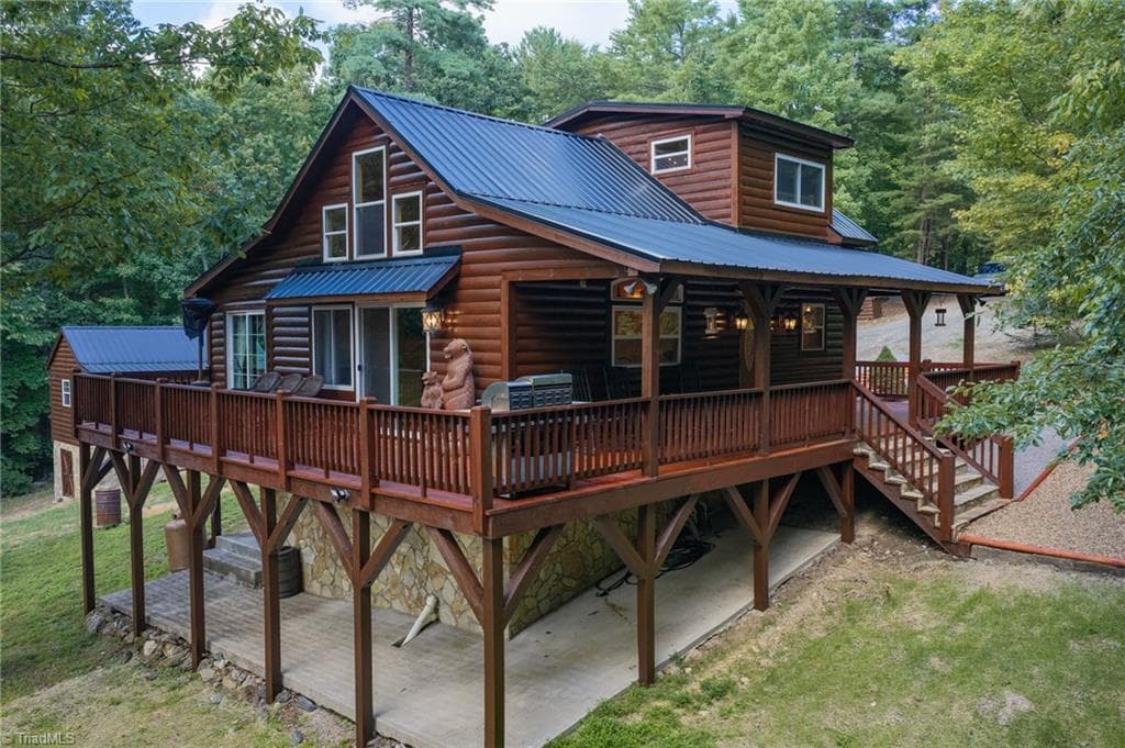 Stick/Site Built at 1158 Staghorn Road, Purlear NC 28665, Purlear, photo 12 of 48